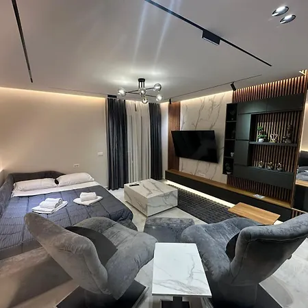 Sel Luxury Apartment's